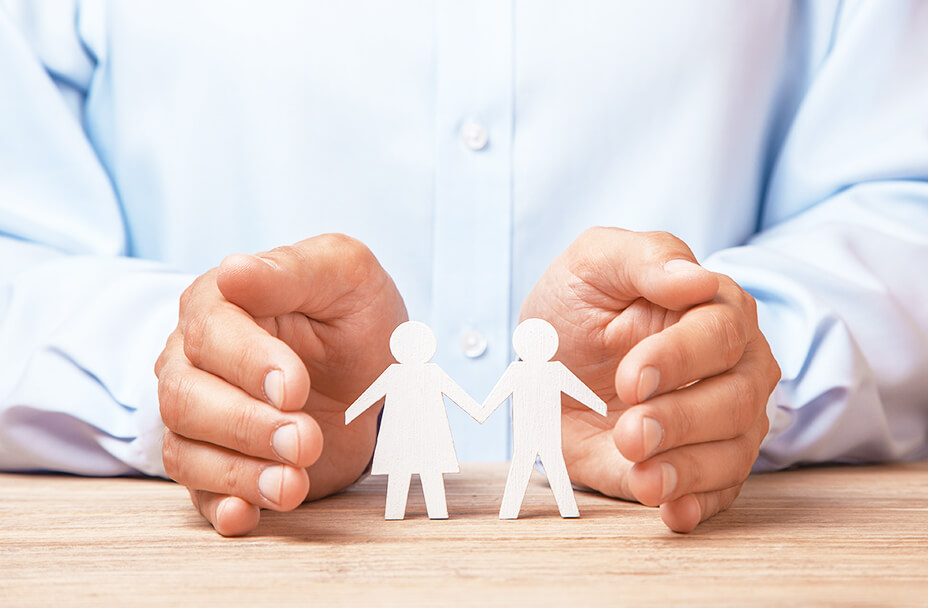 子どもたちを危険から守るイメージ