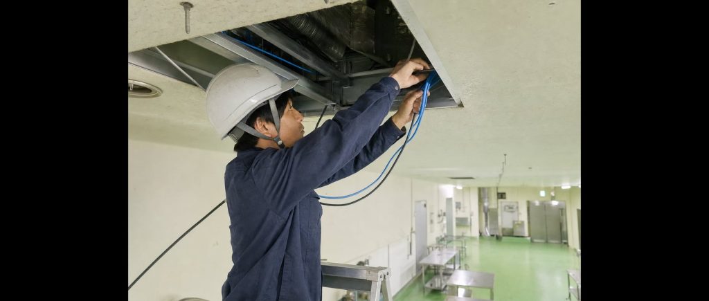 TLCで既設の同軸ケーブルを有効活用｜アナログカメラをPoE対応ネットワークカメラへ（サン電子 TLCモデム）